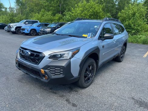 Used 2024 Subaru Outback Wilderness AWD/4WD image 3