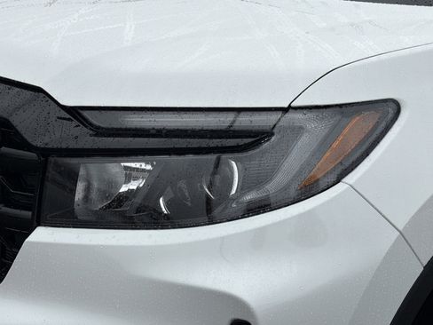 New 2026 Honda Ridgeline Black Edition image 11