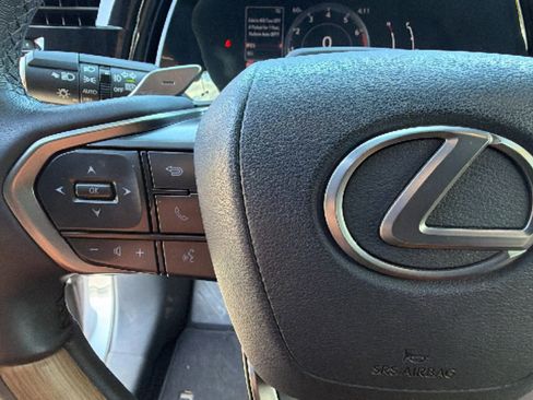 Used 2023 Lexus RX 350 Premium Plus w/ Cold Area Package AWD/4WD image 19