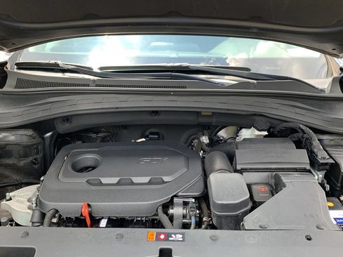 Used 2020 Hyundai Santa Fe SE FWD image 12
