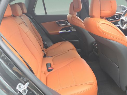 New 2026 Mercedes-Benz GLC 300 image 19