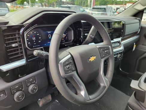 New 2026 Chevrolet Silverado 1500 LT AWD/4WD image 10