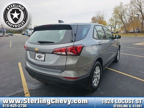 Used 2023 Chevrolet Equinox LS image 5