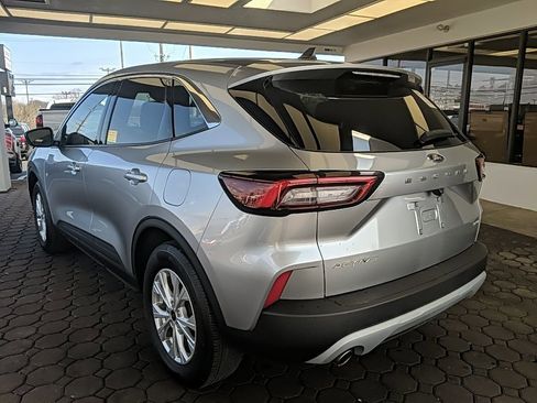 Used 2024 Ford Escape Active image 9