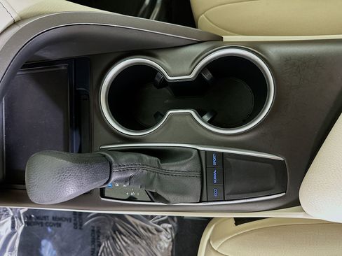 Used 2023 Toyota Camry LE image 20