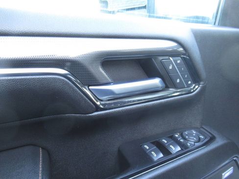 Used 2024 GMC Sierra 2500 AT4 w/ AT4 Premium Plus Package image 23