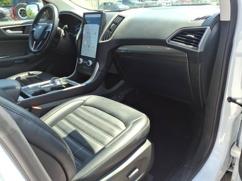 Certified 2023 Ford Edge SEL AWD/4WD image 9