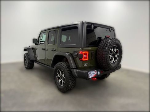 Used 2022 Jeep Wrangler Unlimited Rubicon w/ Dual Top Group image 9