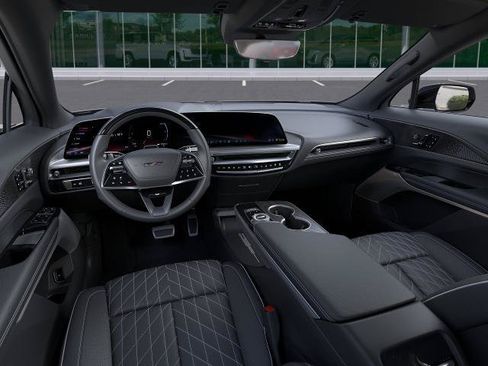 New 2026 Cadillac Lyriq V w/ Exterior Carbon Fiber Package AWD/4WD image 39
