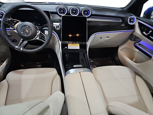 New 2026 Mercedes-Benz GLC 300 image 9