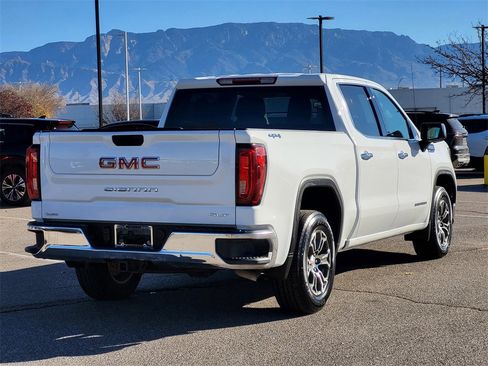 Certified 2024 GMC Sierra 1500 SLT image 3