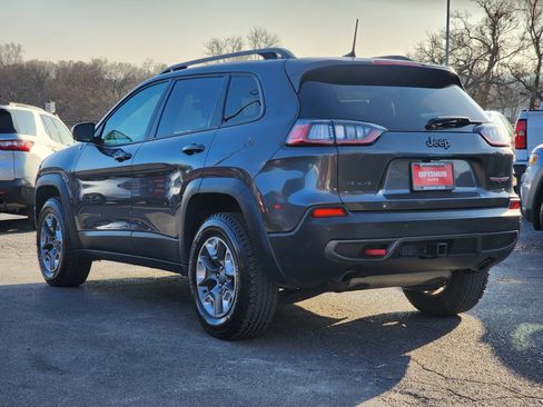 Used 2019 Jeep Cherokee Trailhawk w/ Cold Weather Group AWD/4WD image 5