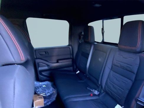 New 2026 Nissan Frontier PRO-4X w/ Pro-4x Convenience Package AWD/4WD image 11
