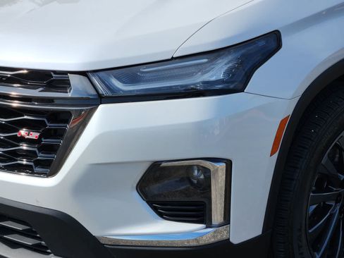 Used 2022 Chevrolet Traverse RS FWD image 7