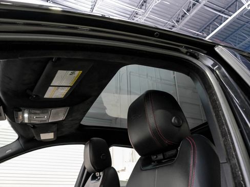 Used 2018 Jaguar E-PACE First Edition image 32