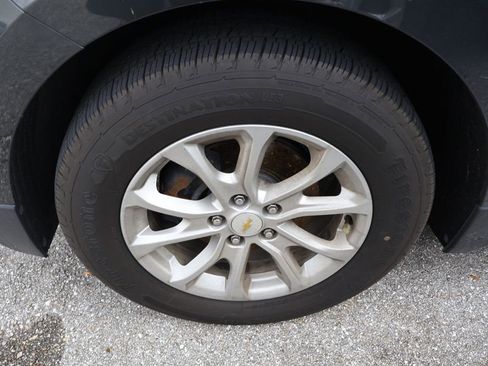 Used 2020 Chevrolet Equinox LS image 4