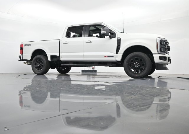 New 2026 Ford F350 Lariat w/ Black Appearance Package AWD/4WD image 39