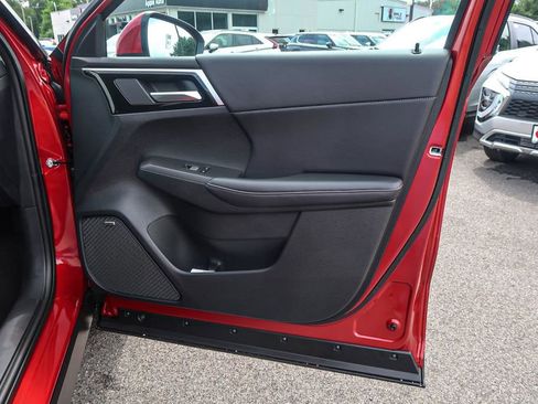 New 2025 Mitsubishi Outlander AWD image 22