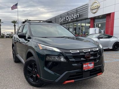 New 2026 Nissan Rogue SV