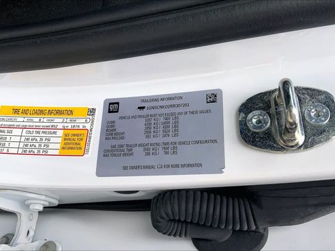 Used 2024 Chevrolet Tahoe LT RWD image 36