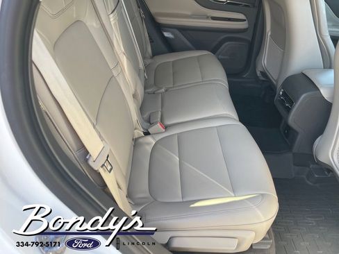 Used 2024 Lincoln Corsair FWD image 16