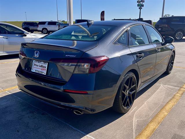 Used 2025 Honda Civic Sport image 3