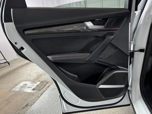 Used 2023 Audi SQ5 Premium Plus w/ Premium Plus Package image 40