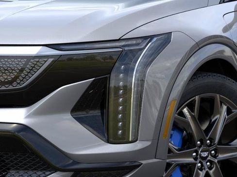 New 2026 Cadillac Optiq V AWD/4WD image 37
