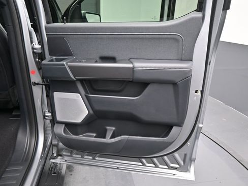 New 2026 Ford F150 Lariat w/ Equipment Group 502A High image 19