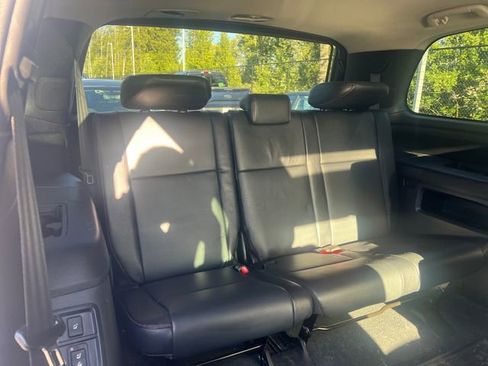Used 2020 Toyota Sequoia TRD Pro AWD/4WD image 17