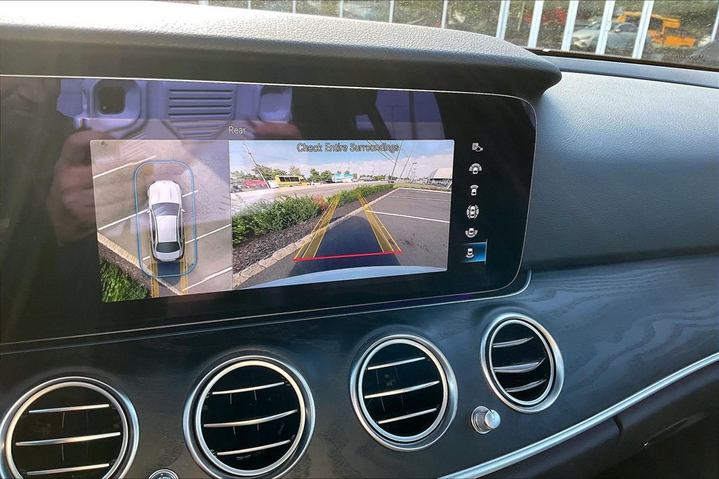 Certified 2023 Mercedes-Benz E 350 4MATIC Sedan image 21