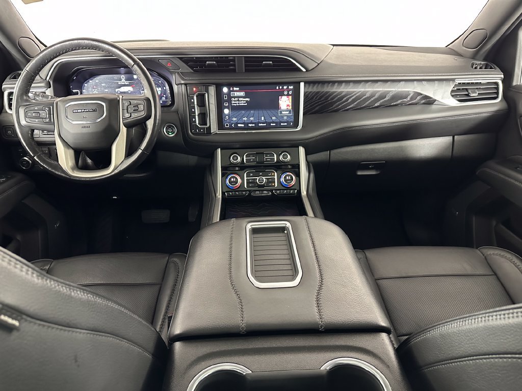 Used 2022 GMC Yukon Denali w/ Denali Ultimate Package AWD/4WD image 10
