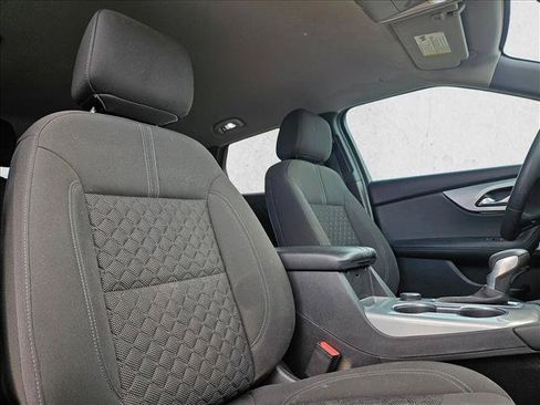 Used 2021 Chevrolet Blazer LT FWD image 20