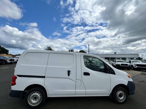 Used 2014 Nissan NV200 S w/ Back Door Glass Package FWD image 4