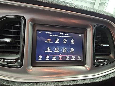 Used 2022 Dodge Challenger R/T image 16