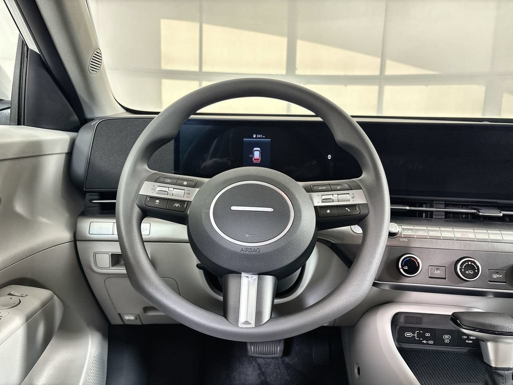 Used 2026 Hyundai Kona SE FWD image 11