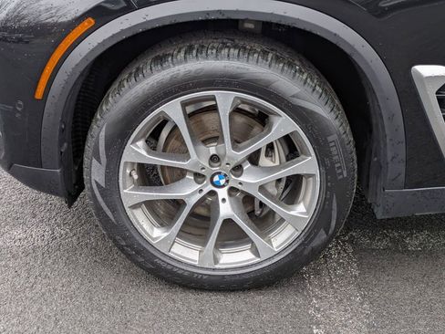 Certified 2024 BMW X5 xDrive40i w/ Premium Package AWD/4WD image 29