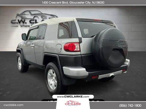 Used 2010 Toyota FJ Cruiser 4WD image 7