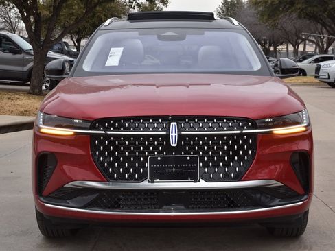 New 2026 Lincoln Nautilus Reserve image 2