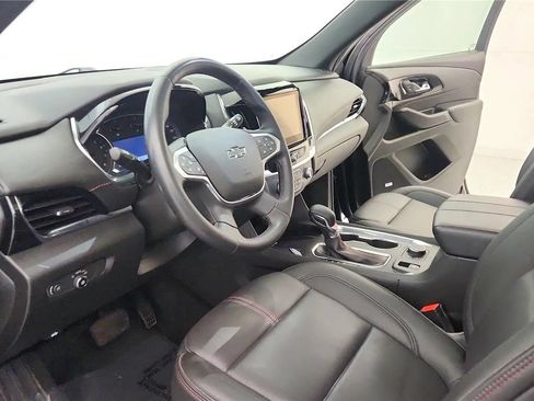 Used 2023 Chevrolet Traverse RS AWD/4WD image 24