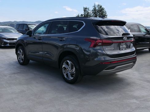 Used 2023 Hyundai Santa Fe SE AWD/4WD image 5