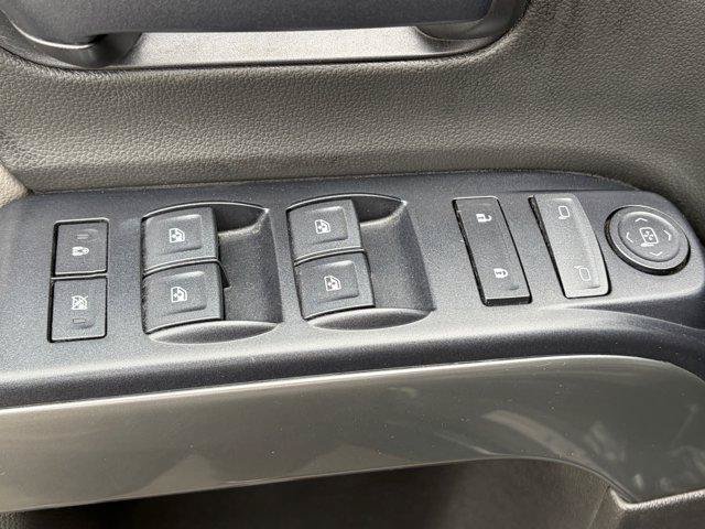 Used 2018 Chevrolet Silverado 1500 LT w/ All Star Edition AWD/4WD image 17