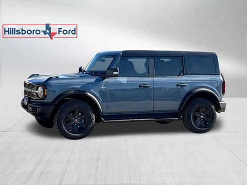 New 2025 Ford Bronco Outer Banks image 1