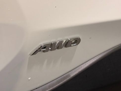 Used 2020 Toyota RAV4 XLE w/ XLE Grade Weather Package AWD/4WD image 6