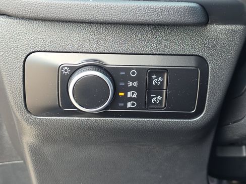 Used 2025 Ford Escape Active FWD image 25