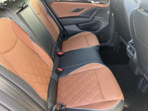 New 2026 Volkswagen Tiguan SEL R-Line AWD/4WD image 9