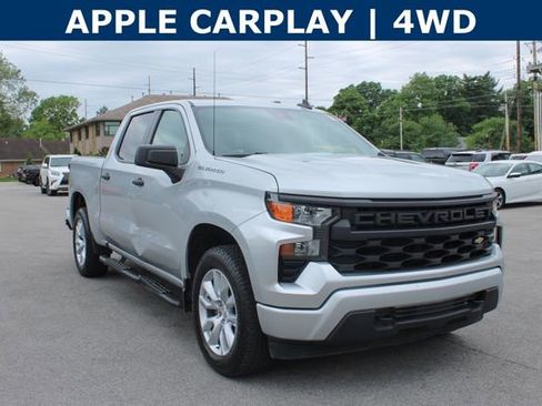 Used 2022 Chevrolet Silverado 1500 Custom AWD/4WD image 2