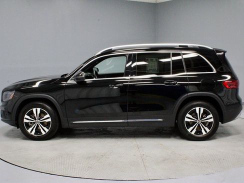 Used 2025 Mercedes-Benz GLB 250 GLB 250 image 8