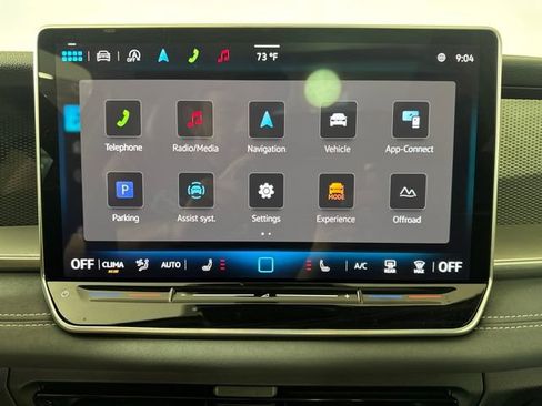 Certified 2025 Volkswagen Tiguan SE R-Line AWD/4WD image 15