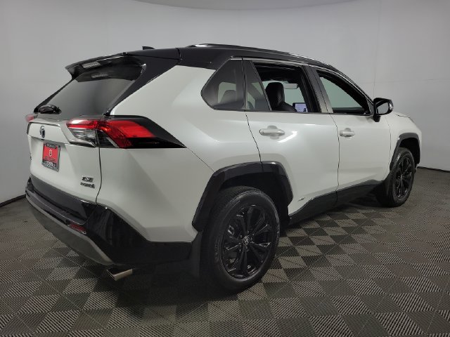 Used 2024 Toyota RAV4 XSE w/ Weather Package AWD/4WD image 8